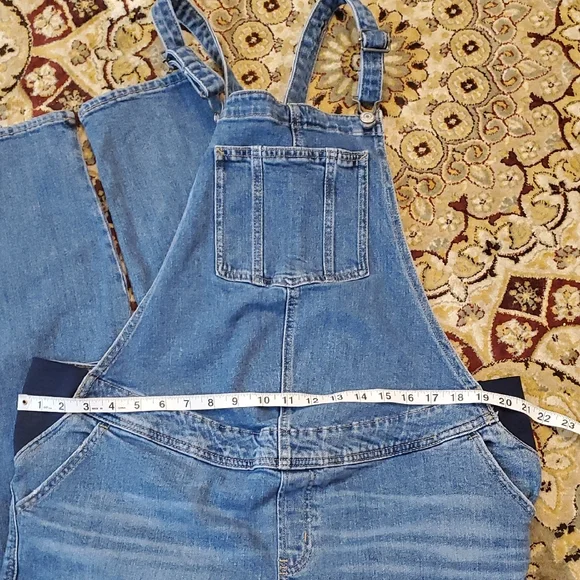 Maternity Old Navy Distressed Overalls Size 14 - Picture 4 of 15